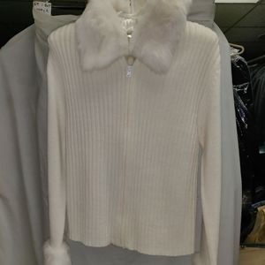 Women's Frost White Knit Sweater Size Medium